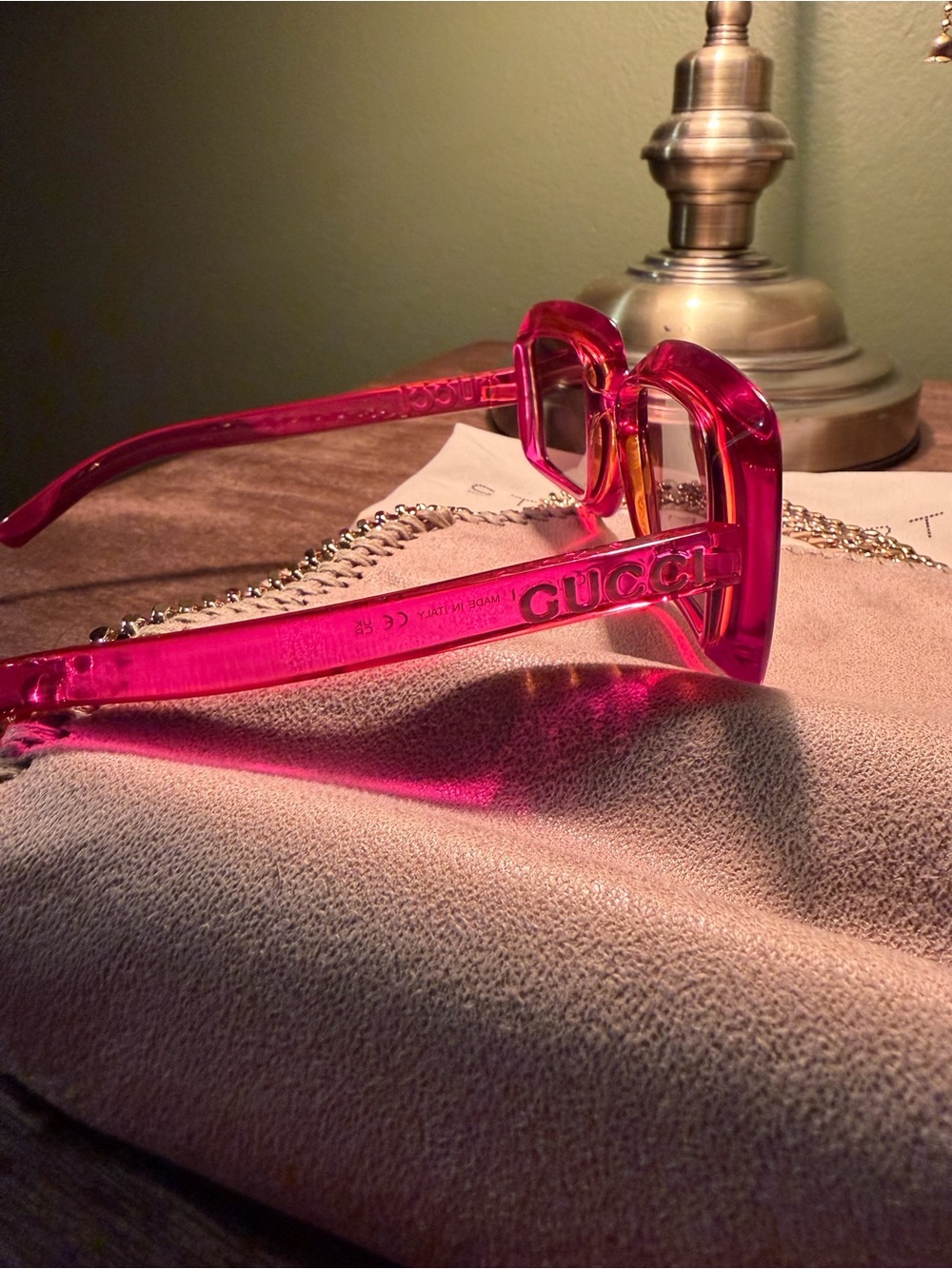 Gucci Hot Pink Transparent Square Sunglasses Large Square Oversized 100% auth - Picture 13 of 13